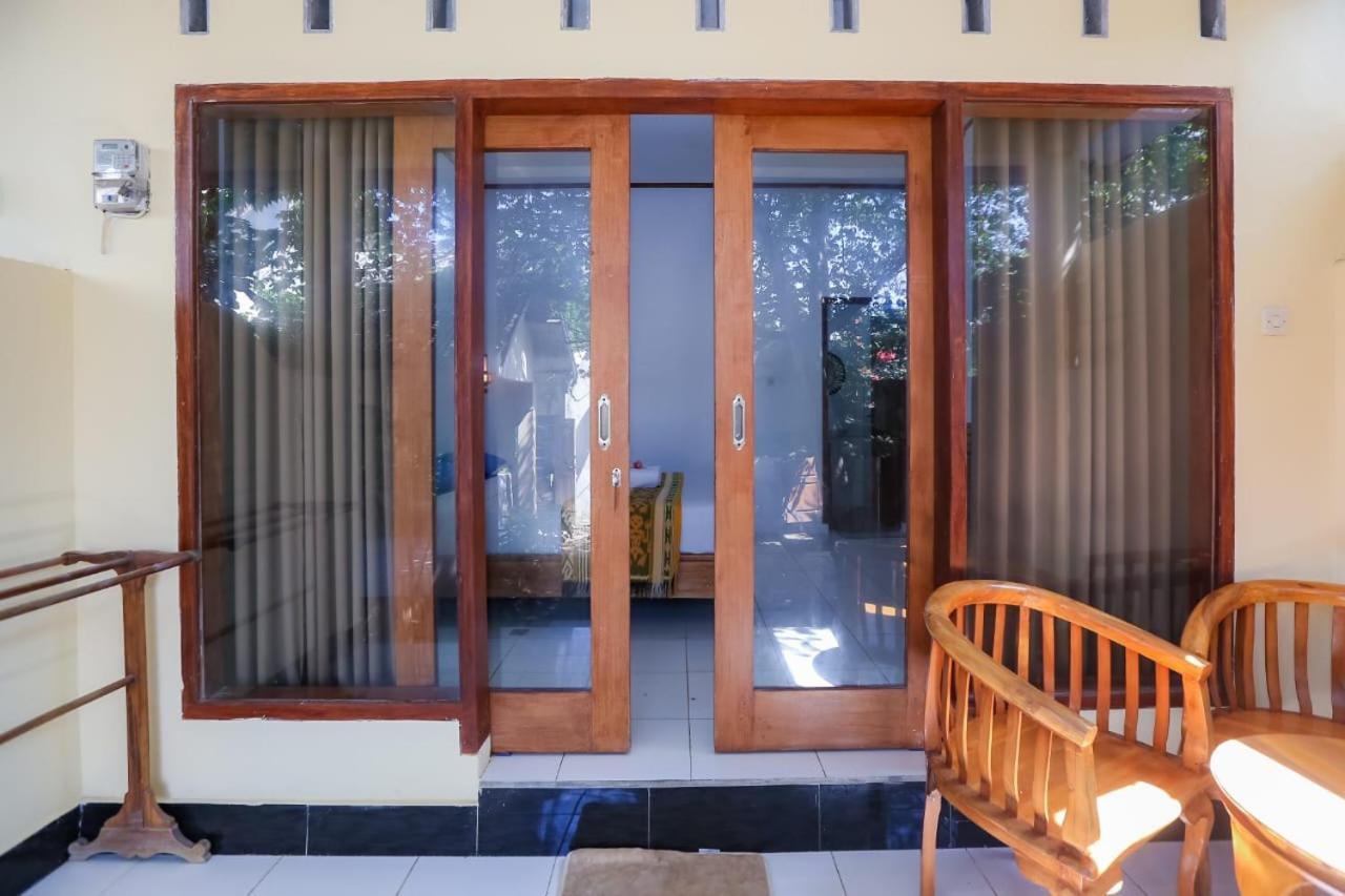 Appartamento Radika House Gili Trawangan Esterno foto