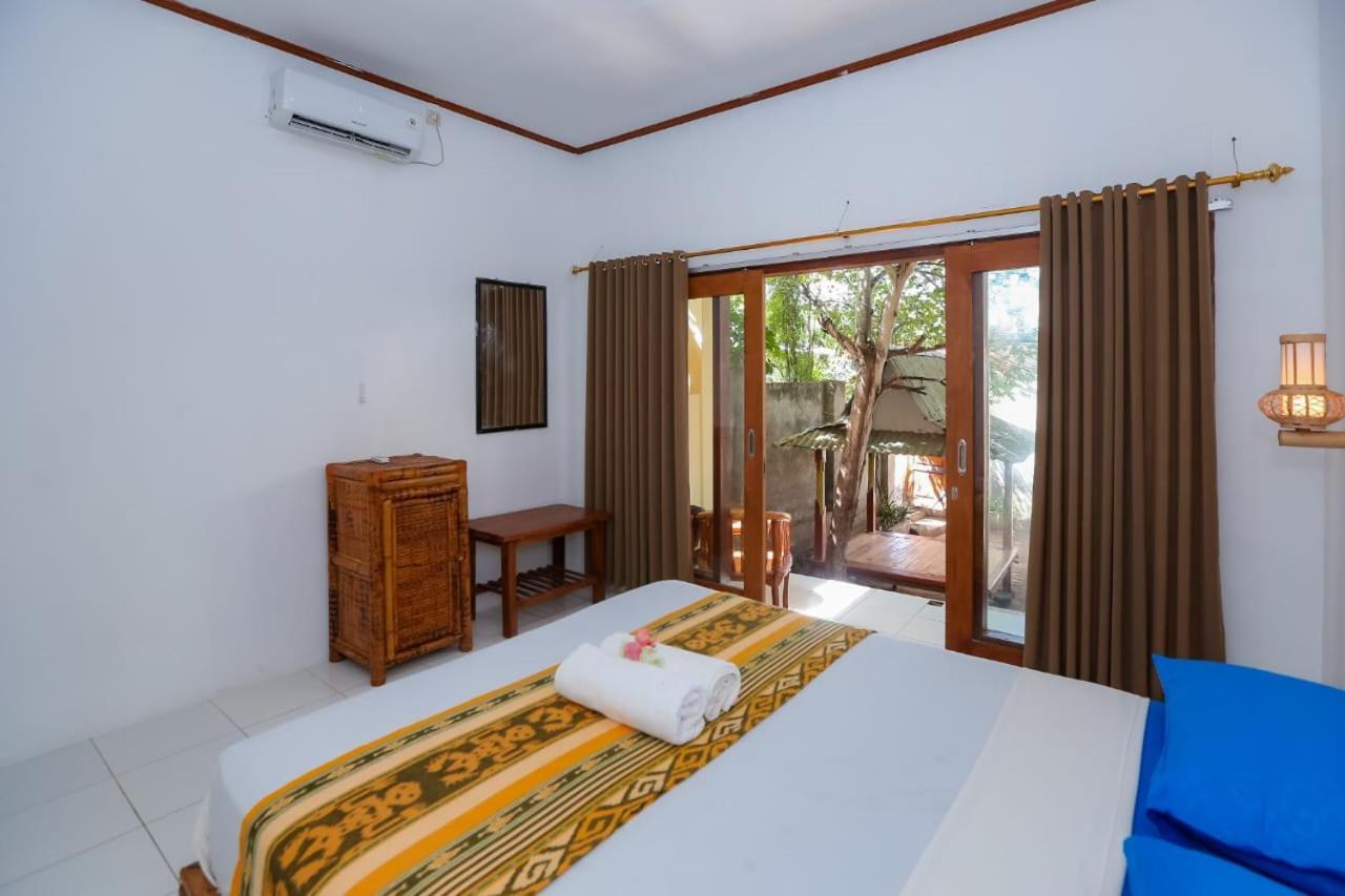 Appartamento Radika House Gili Trawangan Esterno foto