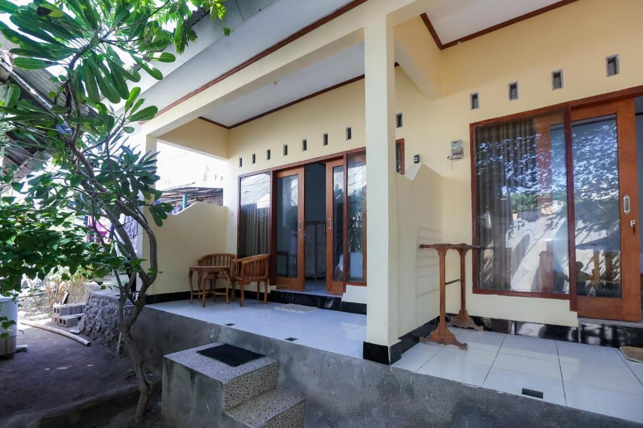 Appartamento Radika House Gili Trawangan Esterno foto